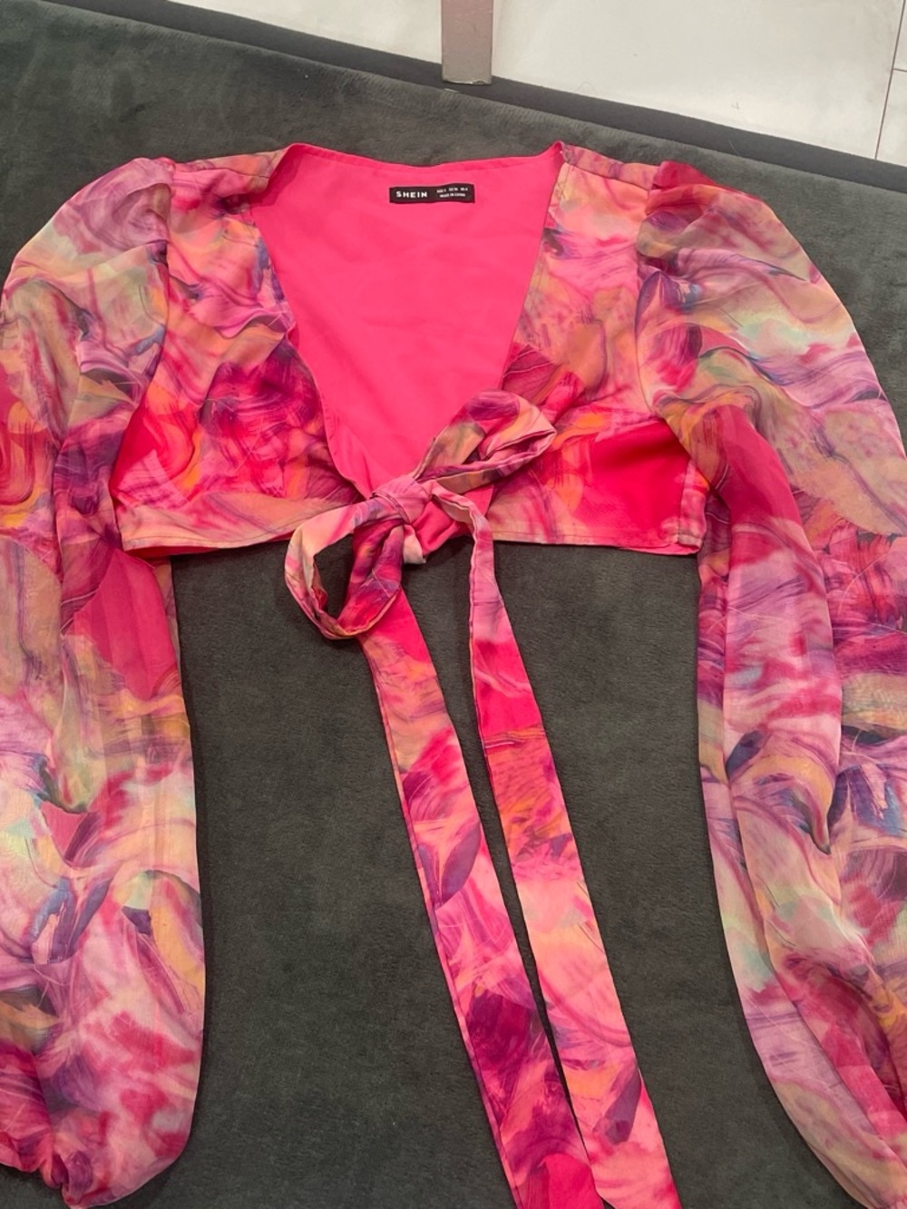SHEIN Pink Watercolor Tie-Front Mesh Crop Top